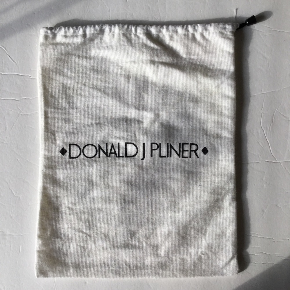 DONALD J. PLINER WHITE SHOE DUST BAG